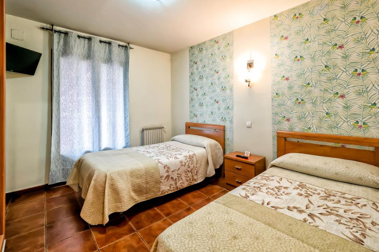 Pension La Playa Талавера-де-ла-Рейна Экстерьер фото